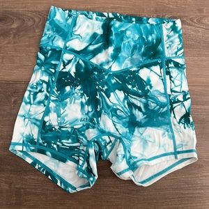 Balance athletica sea green 4” short - SOLD OUT ONLINE